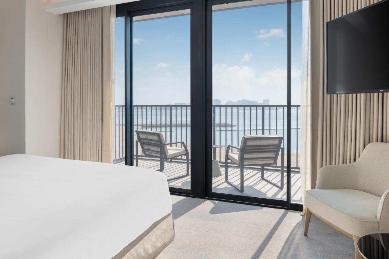 Vida Beach Resort Marassi Al Bahrain Manama Exterior photo A guest room at the Four Seasons Hotel